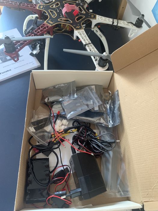 Drone DJI F550 e Acessórios topo de gama