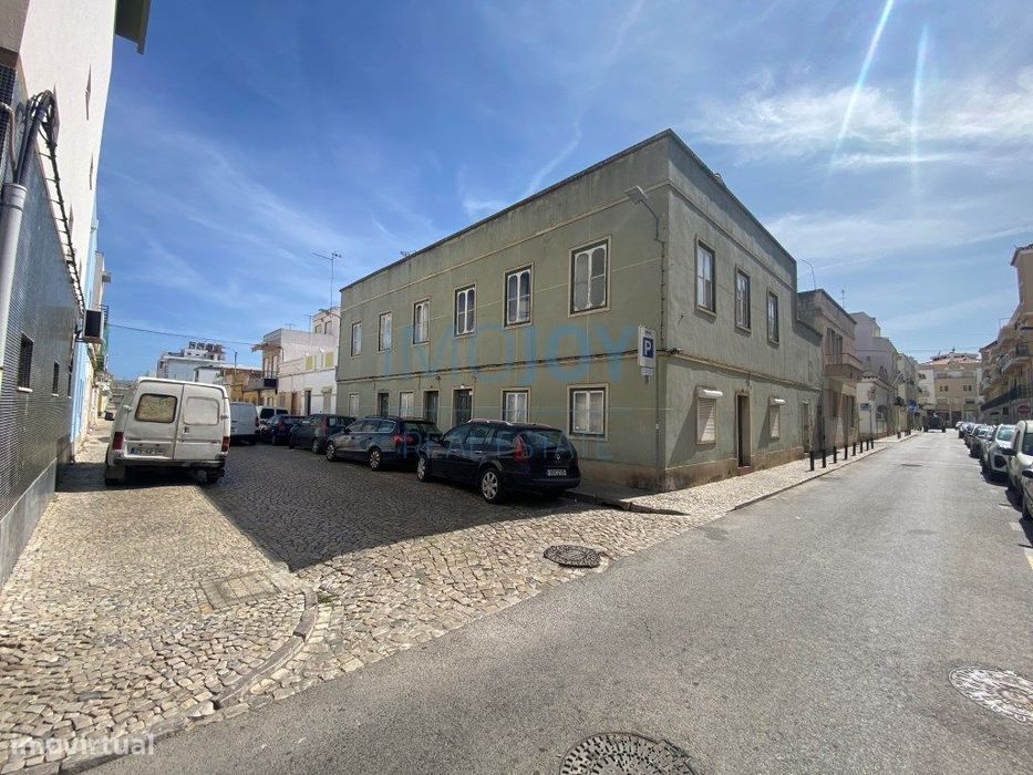 Investimento Exclusivo no Centro de Vila Real Santo António