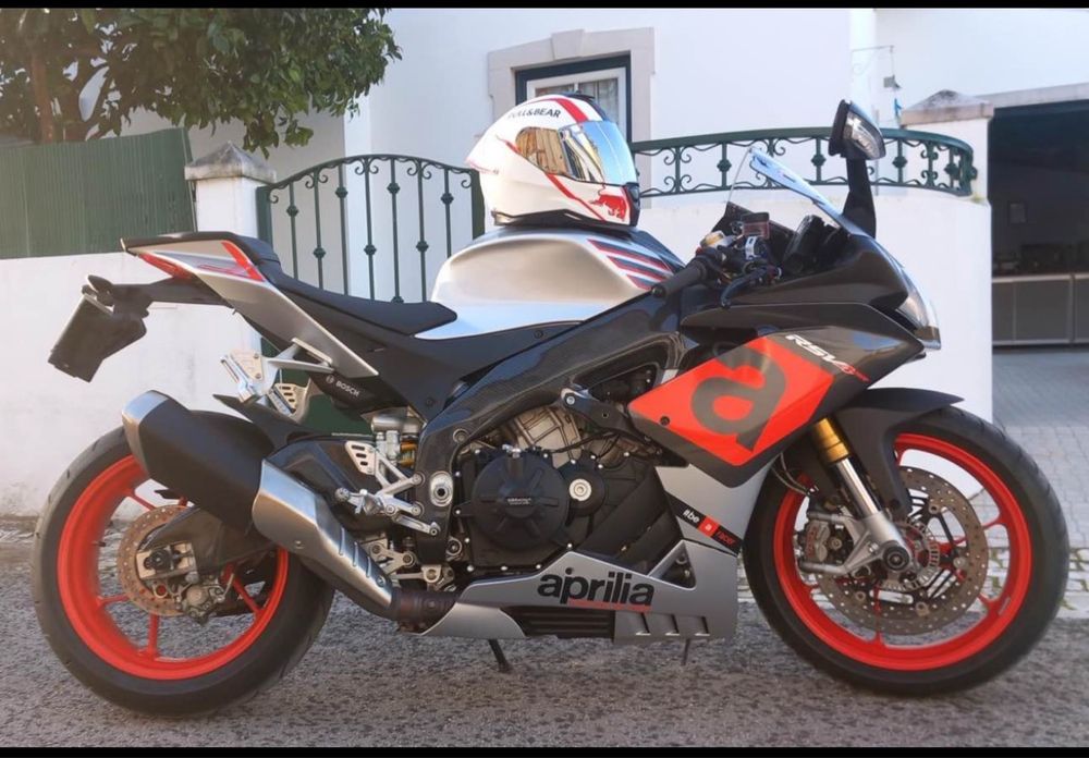 Vende -se Aprilia Rsv4