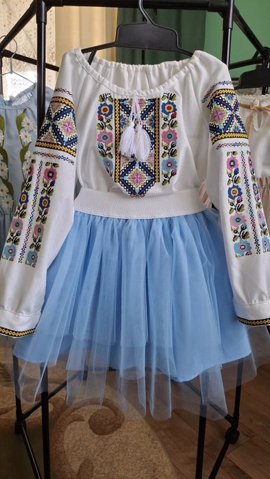 Дитячі вишиванки