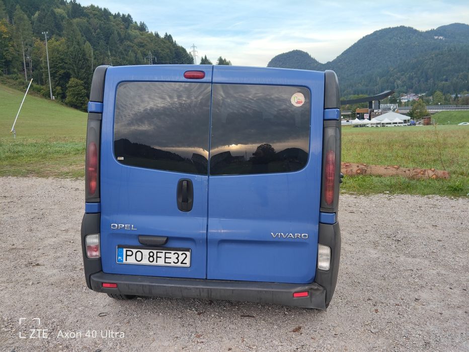Opel Vivaro 9 osobowy benzyna/lpg