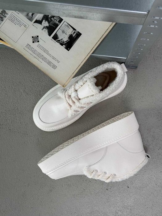 Жіночі шкіряні  зимні черевики на платформі