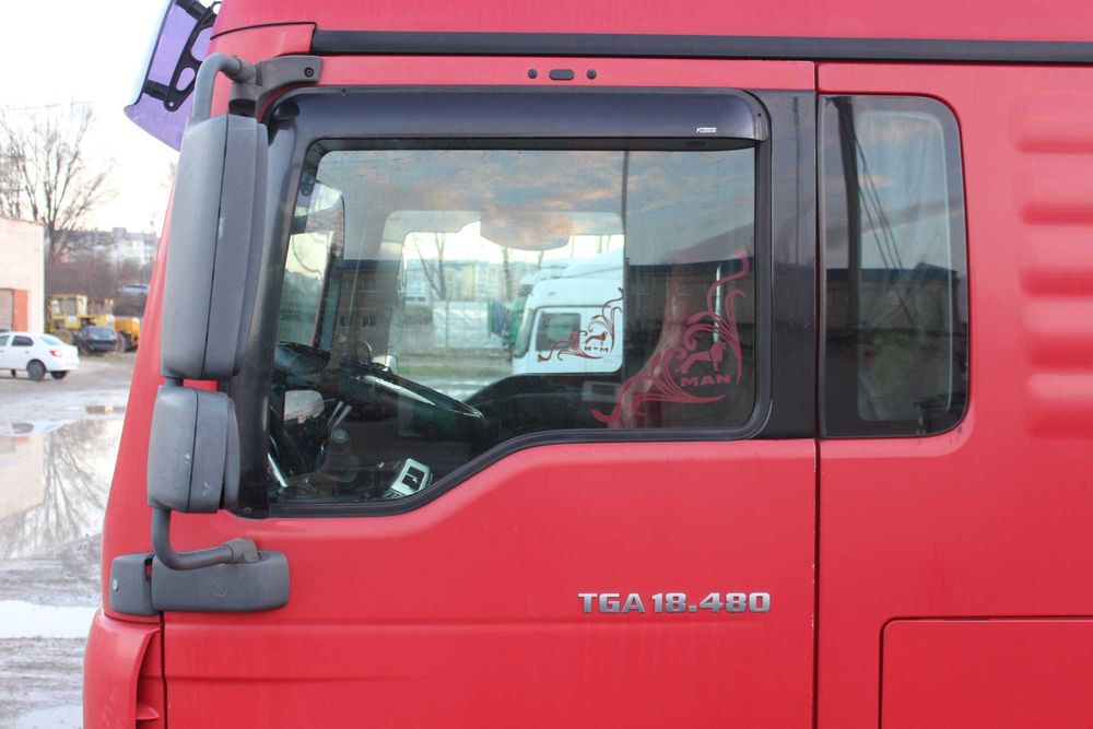 Тягач MAN TGA 18.480