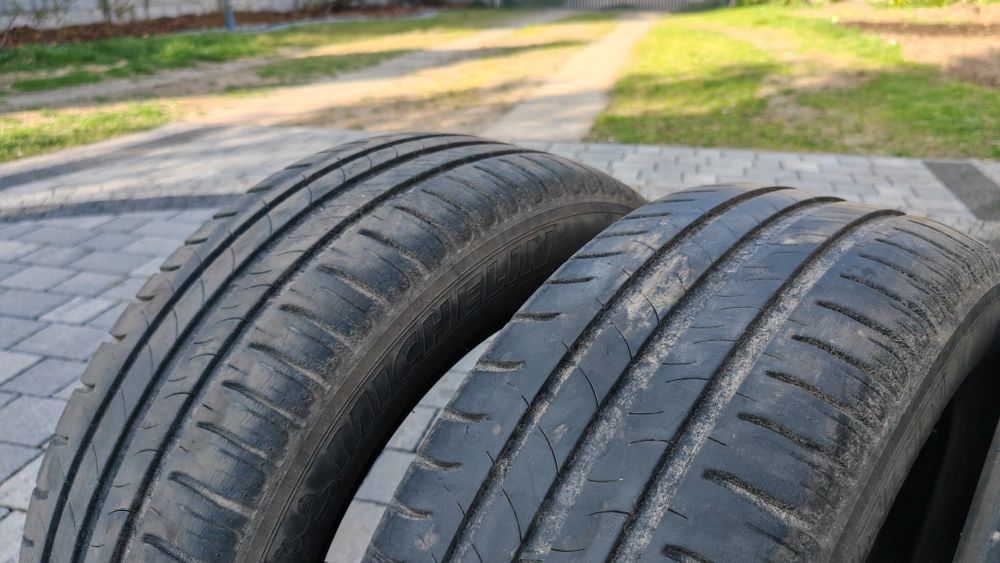 Komplet opon Michelin ENERGY 205 60 R16
