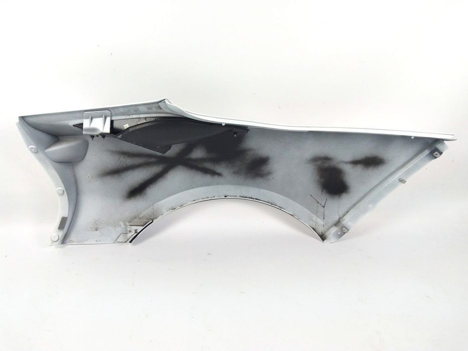 Chevrolet Corvette C7 błotnik prawy tył 2014-19