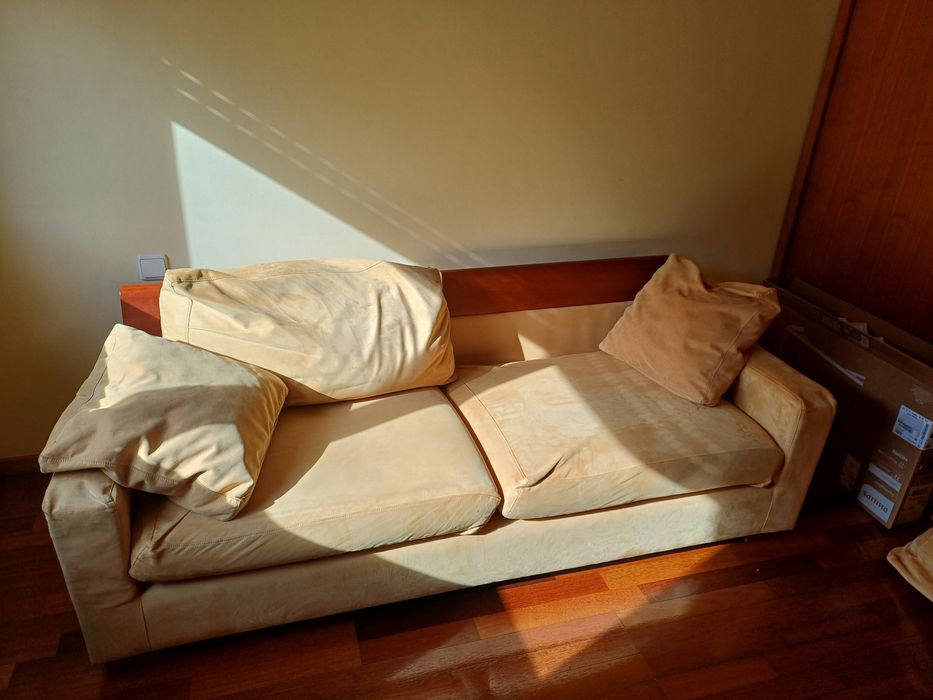 Sofá grande + espelho