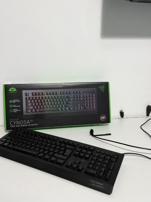 Teclado Razer Cynosa V2