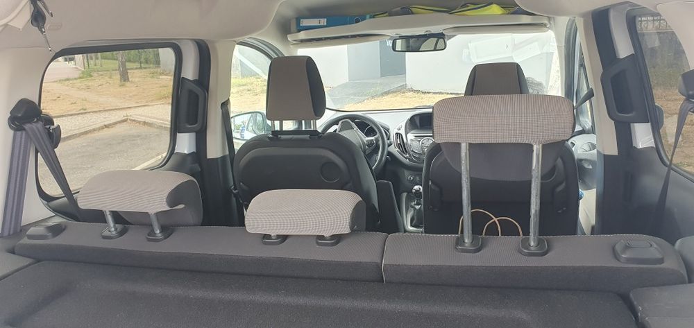 Ford Tourneo Courier Titanium 1.5 TDCi | 2017 Titanium 1.5 TDCi | 2017 — photo 5