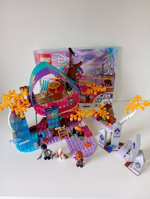 LEGO Disney / Frozen 41164 - Zaczarowany domek na drzewie