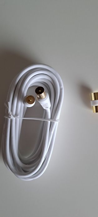 Kabel TV męski 5 metrów w zestawie adapter żeński