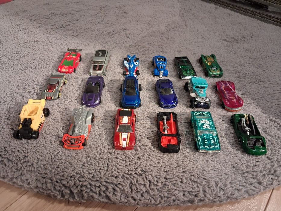 Samochodziki Hot wheels