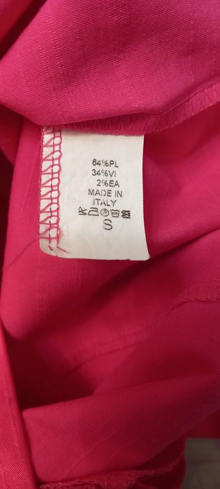 Vestido curto fúcsia, tam S, decote em barco, marca Rafthi