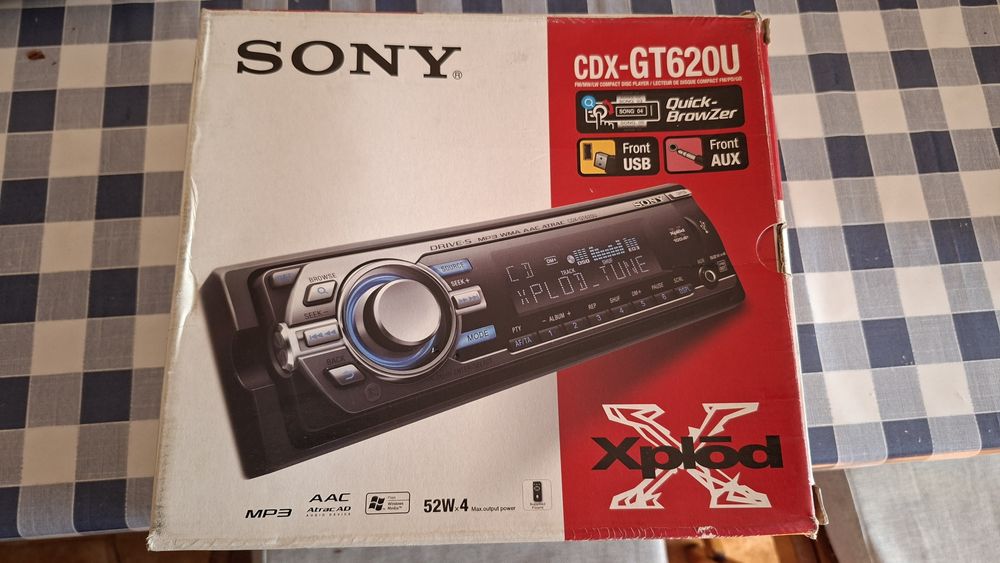 auto radio sony CDX GT620U