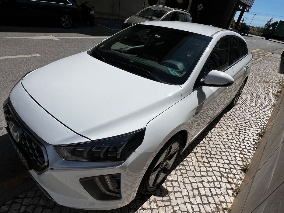 Hyundai Ioniq 1.6 GDI HEV Hybrid Tech