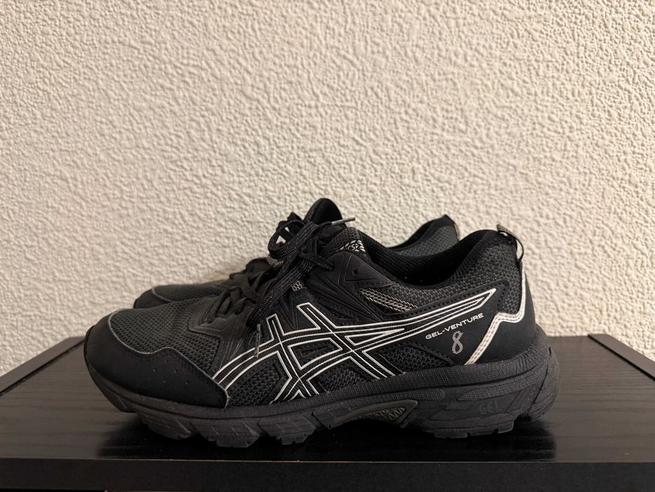 Asics gel venture 8 r.42,5