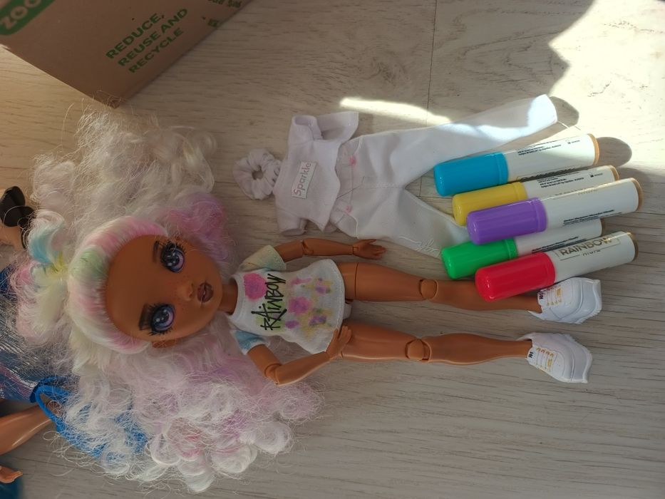 3 lalki Rainbow High