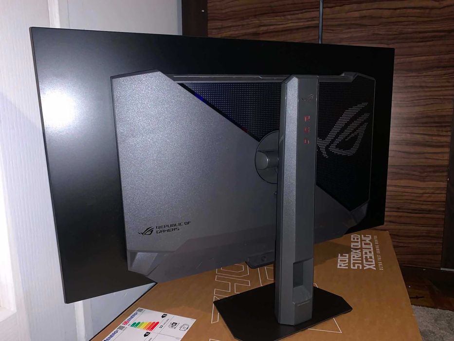 Monitor OLED ASUS ROG Strix XG32UCWG 31.5"4K 165HZ/FHD 330HZ.