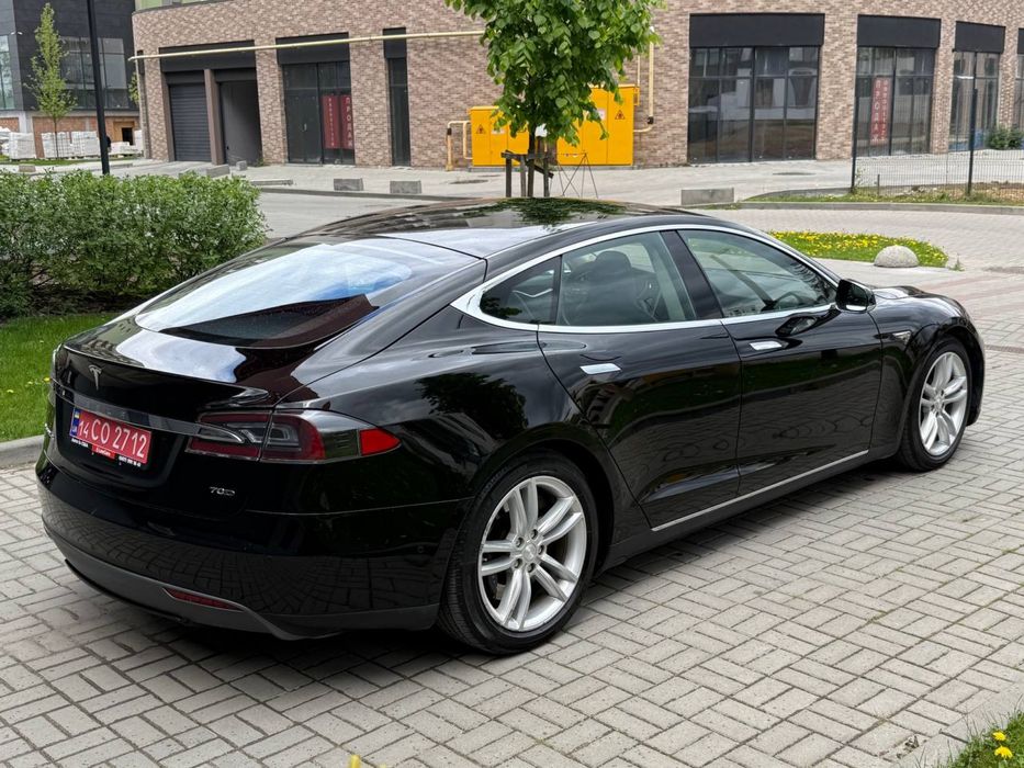 2015 Tesla model S 70D
