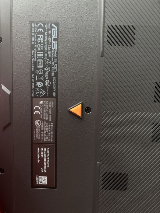 laptop gamingowy ASUS TUF Gaming F16 w bardzo dobrym stanie