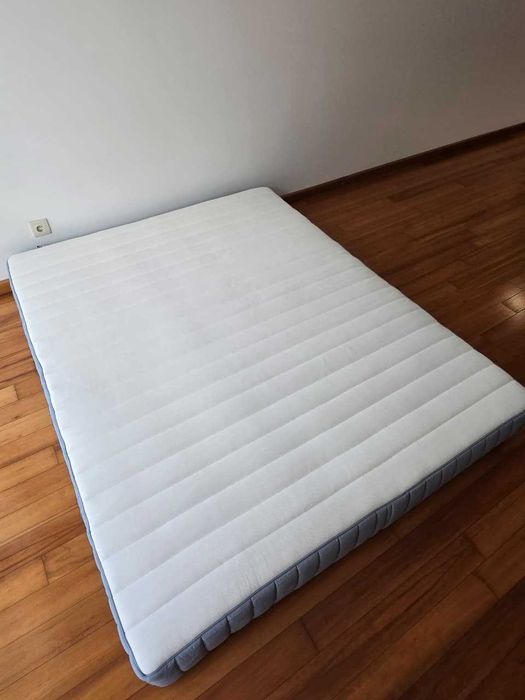 Colchão IKEA VALEVÅG 160x200 – Como novo