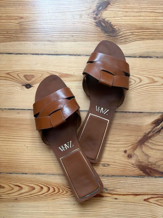 Klapki Zara 37 skórzane
