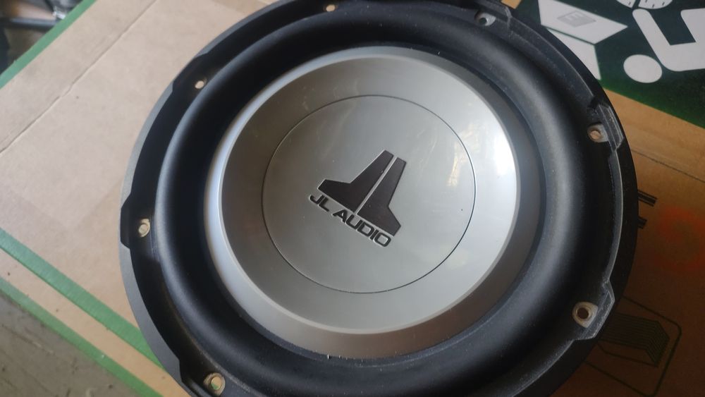 JL AUDIO 10W1  V2. 4