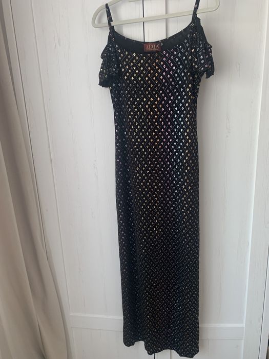 Sukienka elegancka  błyszcząca rozmiar 44 zmiana ceny