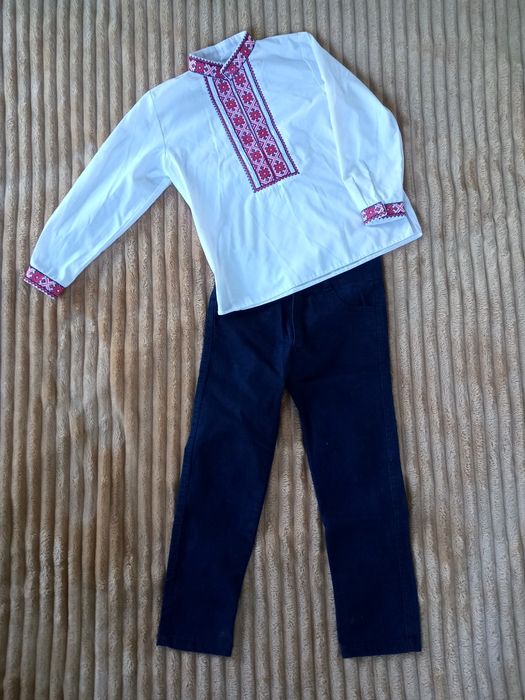 Продам пакет вещей на мальчика 122