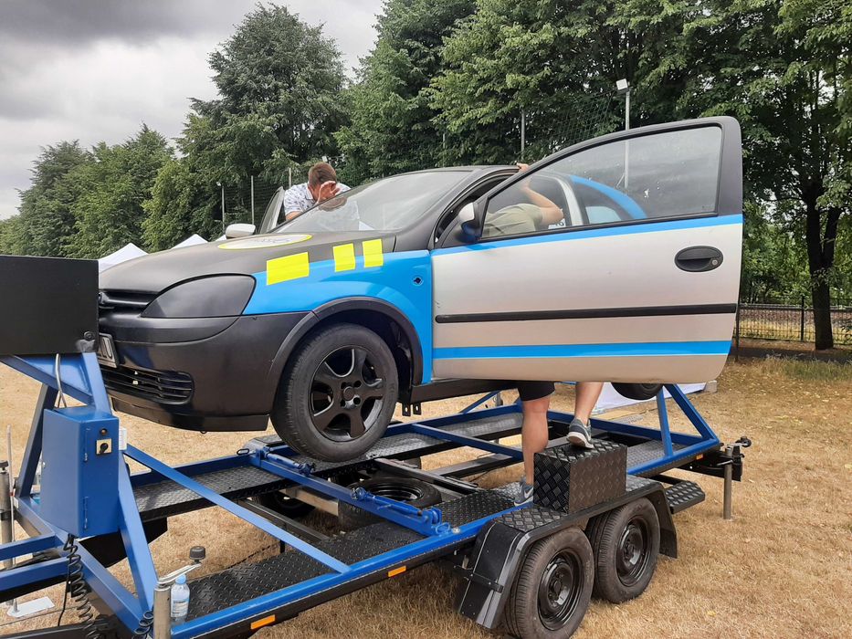 Eurobungee, byk rodeo, ścianka wspinaczkowa, symulatory, dmuchańce