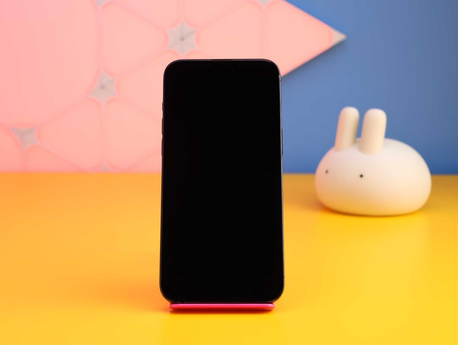 Смартфон Apple iPhone 15 Pro Max 256GB Black (154941) Б/У З ГАРАНТІЄЮ