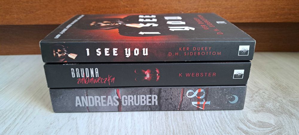 3x Ker Dukey D.H. Sidebottom I See You + K. Webster Brudna zabaweczka + Andreas Gruber 48