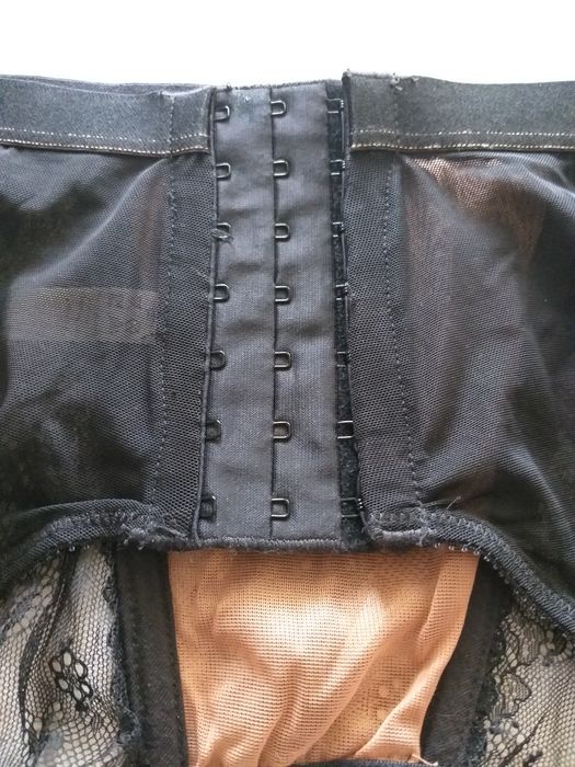 Ретро пояс для чулок на железных пажах