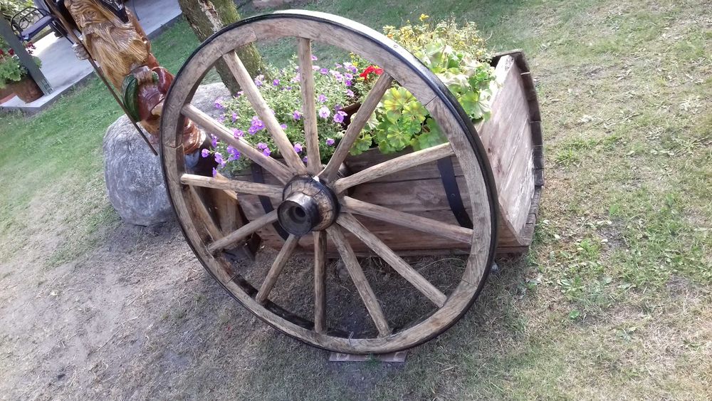Stare  drewniane koło od wozu, bryczki. Duże 100 cm. stan B D B