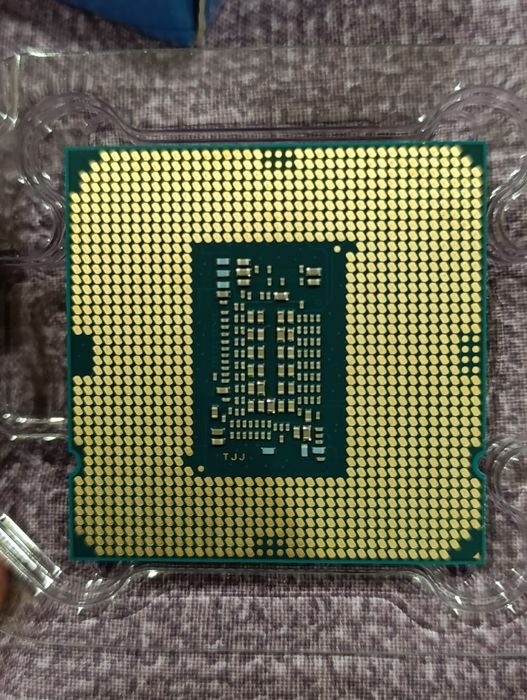 Процессор Intel core i3 10105f