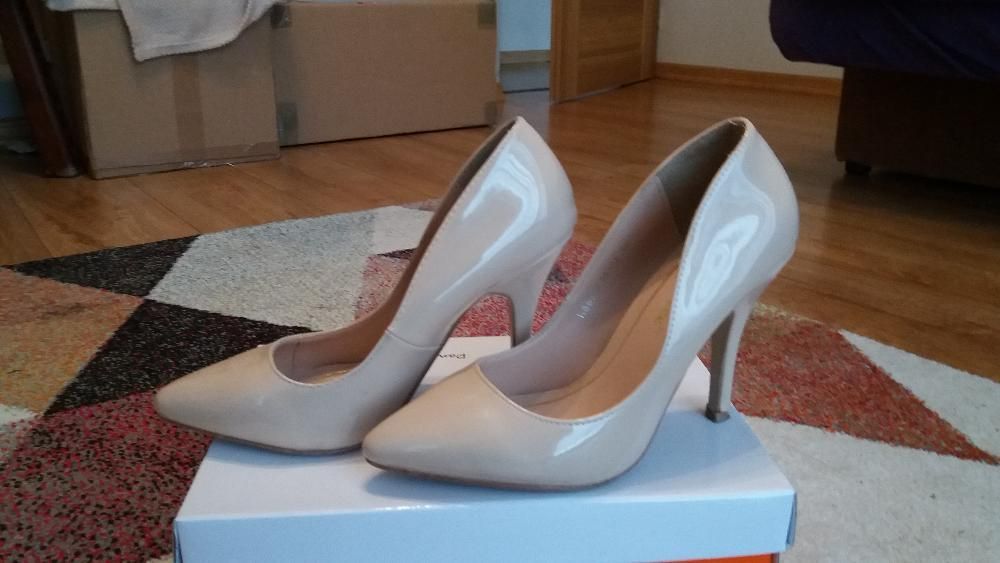 Buty Lakierowane