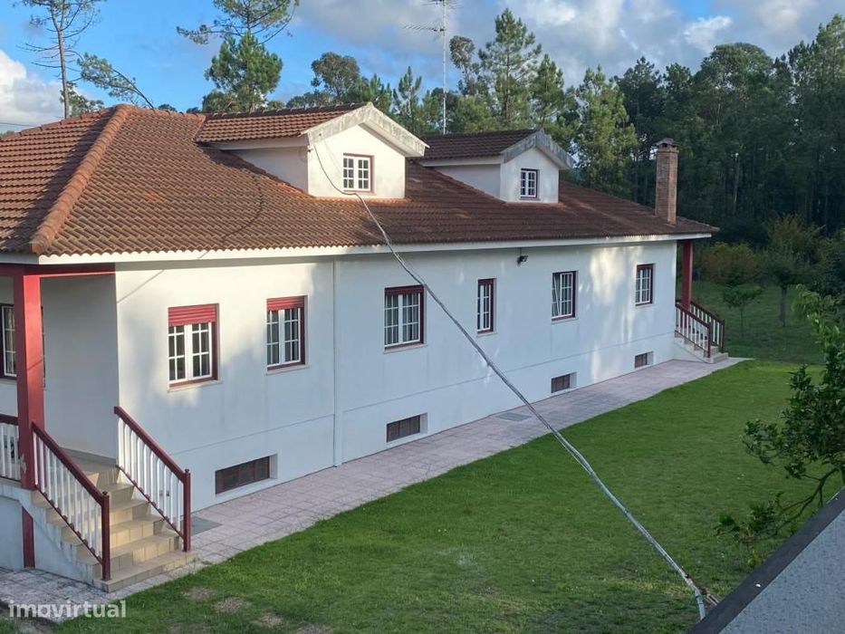 Moradia senhorial V3  em São Romão Do Neiva