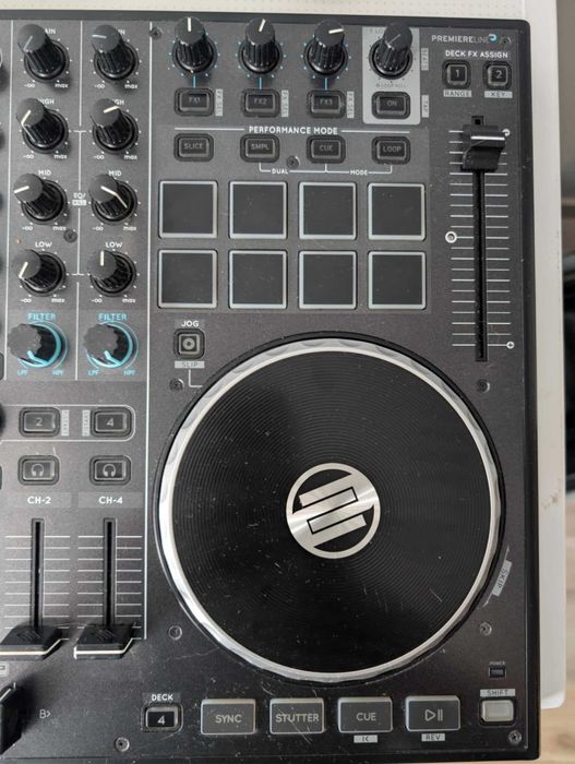 Konsola DJ Reloop Terminal Mix 8, Serato DJ PRO