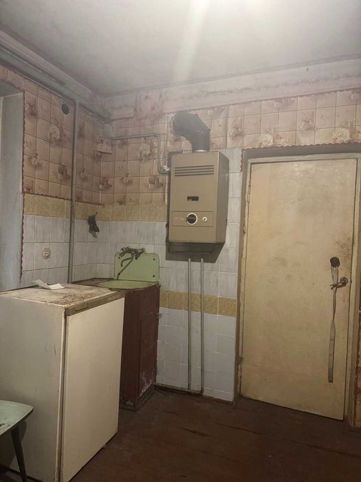 Окремий будинок по вул. Бузкова!