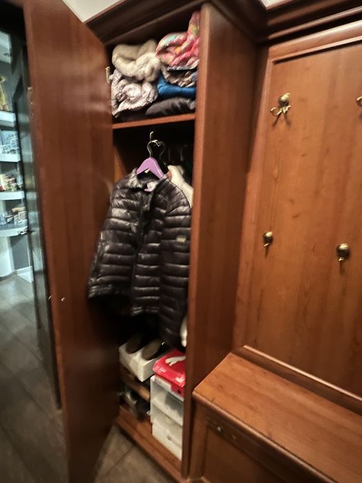 Прихожа, вішалка, передпокій, шафа в коридор