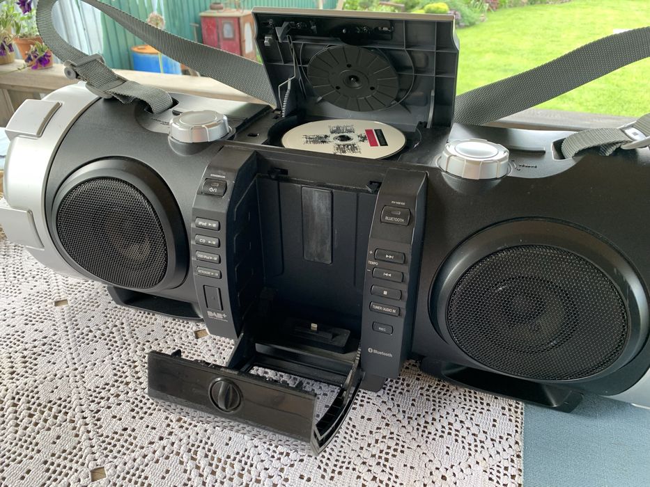 Бумбокс JVC RV- NB100 B