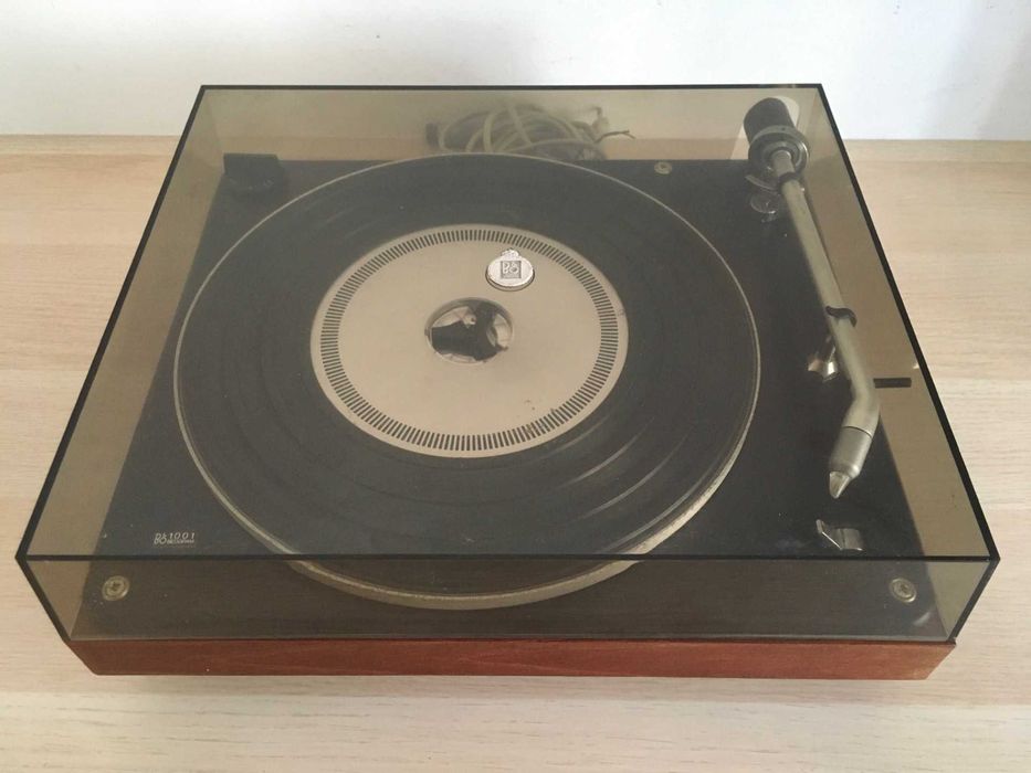 Bang & Olufsen Beogram 1001 - gira-discos