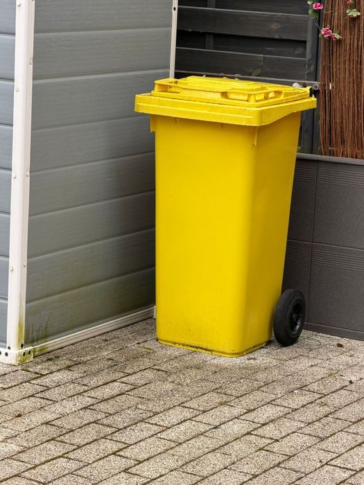 Pojemnik na plastiki 120 l