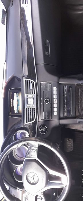 Mercedes-Benz E200 W212  2015 benzyna