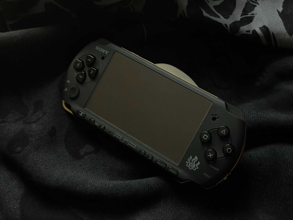 PSP 3000 Idealny stan Monster Hunter edition