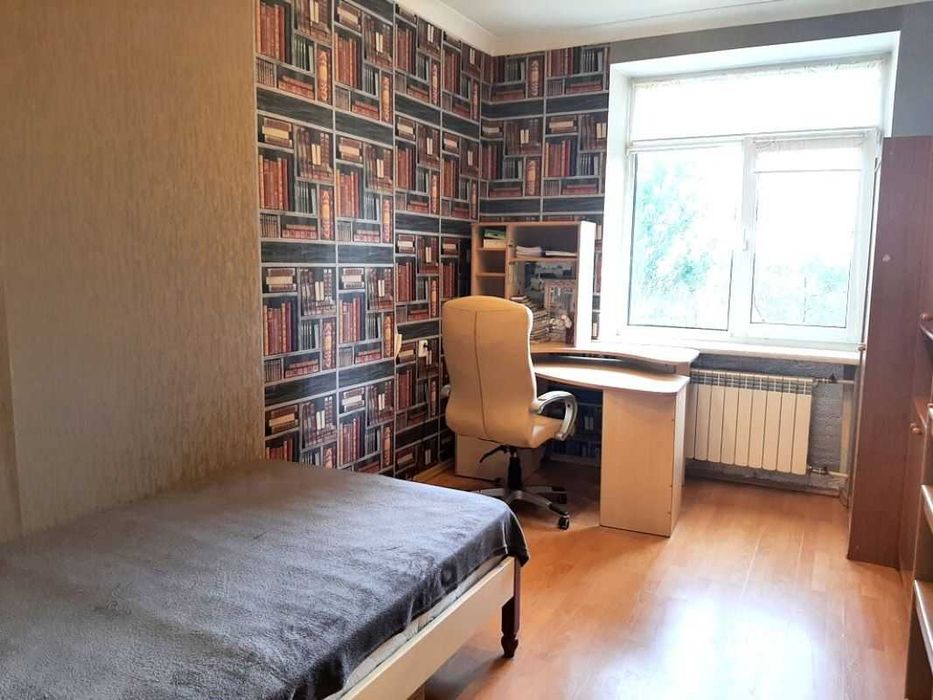 Продаж 3-кімнатної квартири, Голосіївський район, проспект Науки 42/1, метро Деміївська.