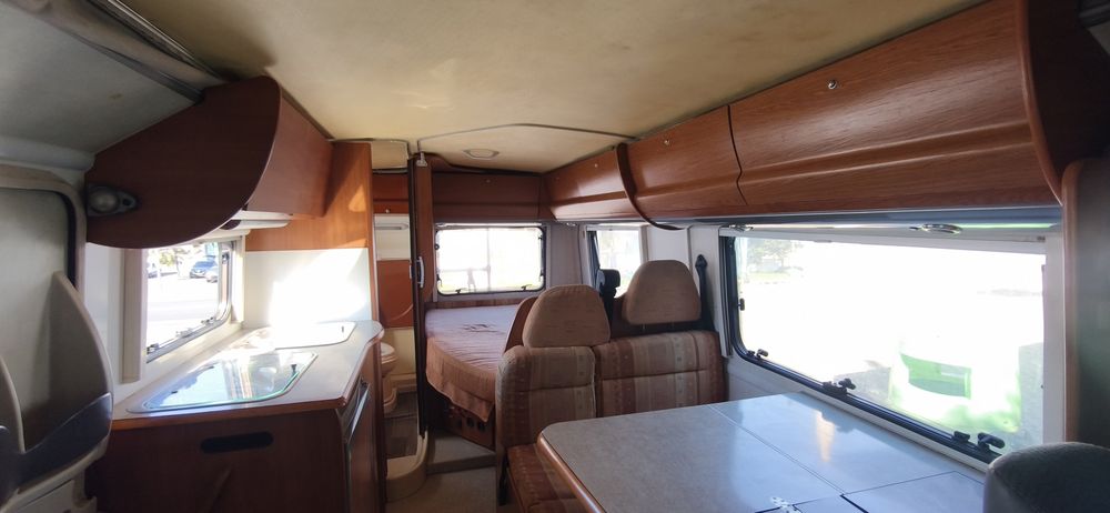 Autocaravana Renault Eriba stayl 2.0  4lugares de livrete  2003