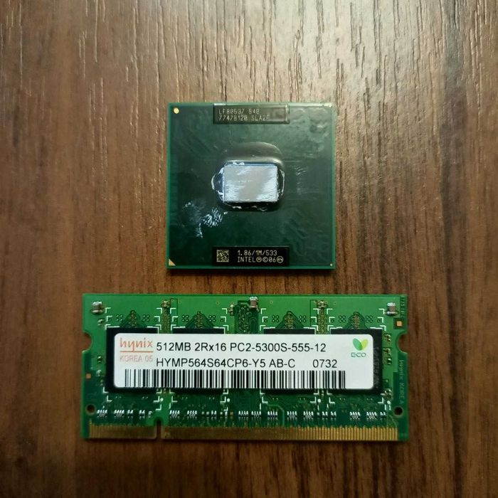Оперативна пам'ять Hynix DDR2 512MB та Процесор Intel Celeron M 540