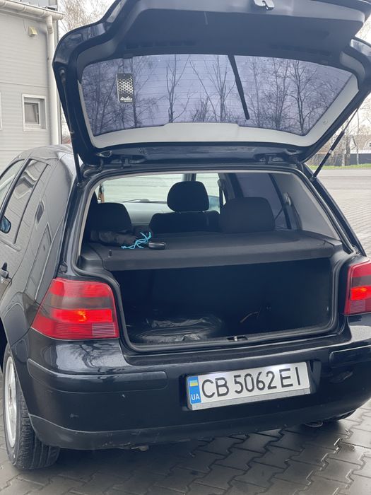 Volkswagen Golf IV 2000р 1.6mpi автомат газ/бензин