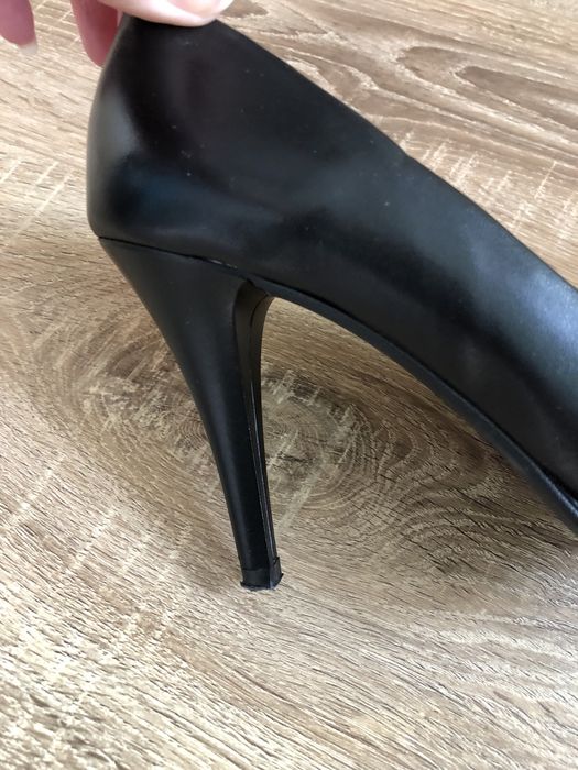 Buty na obcasie, czarne szpilki, Lasocki 36, super stan