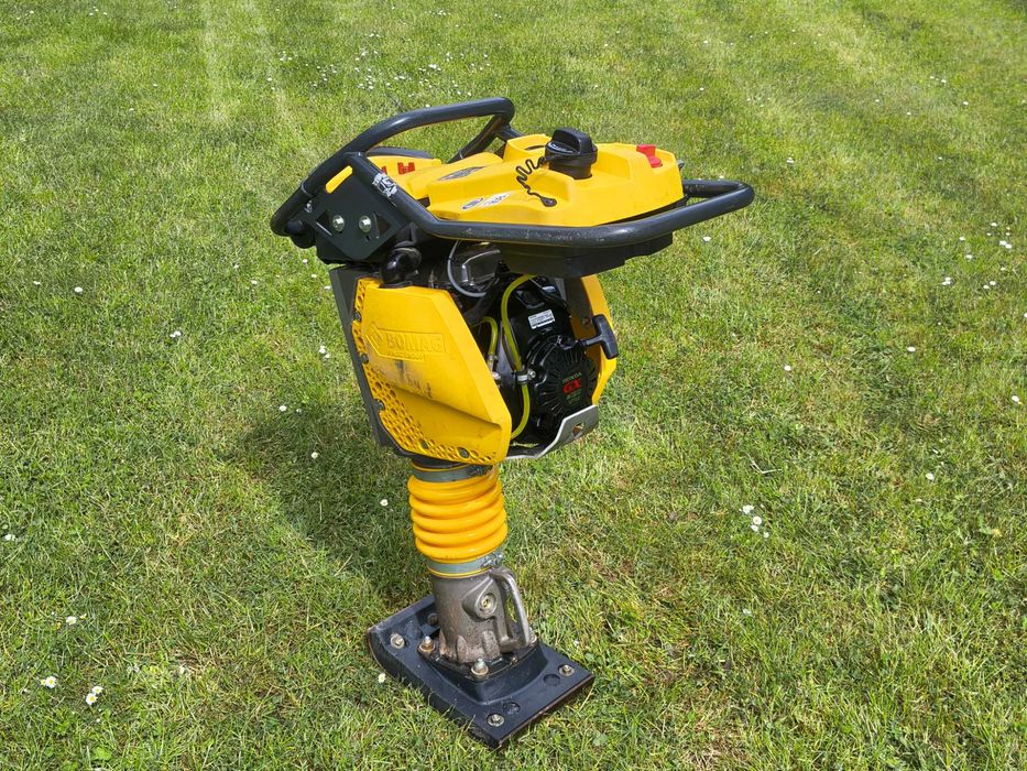 Stopa BOMAG BT 60  Super stan